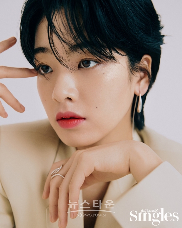 배우 이주영, 누구도 따라할 수 없는 독보적 분위기 뷰티 화보 공개! / 고득용기자 ⓒ뉴스타운