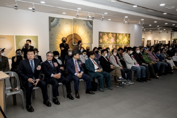 인사아트프라자 1층 갤러리 개관기념 초대전(김한정 기자)