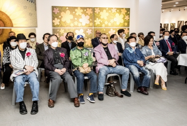 인사아트프라자 1층 갤러리 개관기념 초대전(김한정 기자)