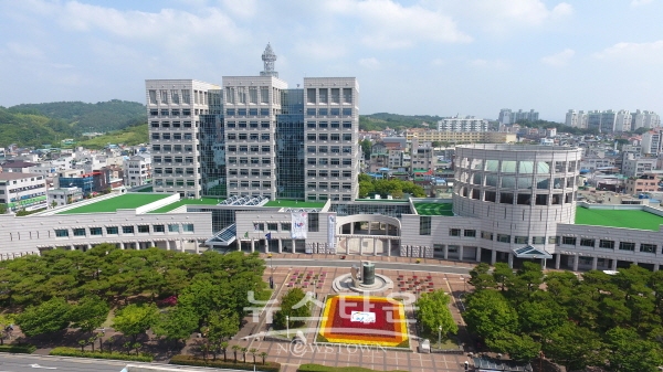 진주시청 전경