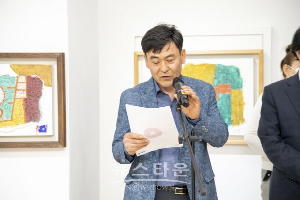 석천 허필호 작가 ‘부적의 조형화, 도예, 회화의 세계, 남도 추사의 맥’전(김한정 기자)