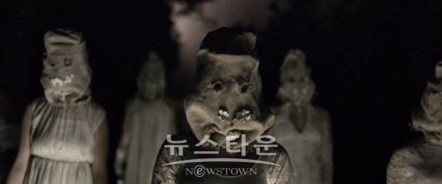더 톨 / The Toll