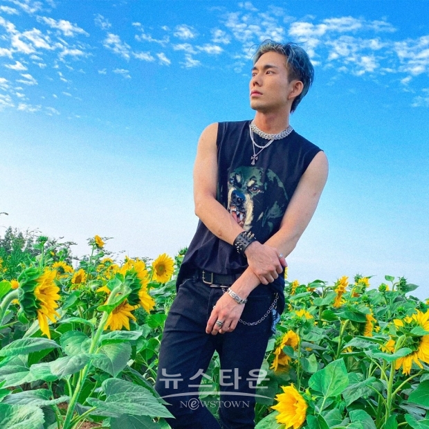 윤비(YunB), C JAMM(씨잼)과 함께 사랑꾼의 면모를 보여준 스윗한 싱글 ‘L.A.F.S. (feat. C JAMM)’ 발표 / 고득용기자 dukyong15@naver.com ⓒ뉴스타운