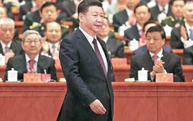 차이에 따르면, 미래의 재앙을 막을 수 있는 유일한 방법은 최고 지도자 시진핑 주석 을 교체하는 것이다. 그녀는 시 주석이 국가를 ‘납치했다“고 강하게 비난하고, ”중국은 시 주석 휘하에서는 민주정치로 향할 수 없을 것“이라고 말했다. (사진 : 유튜브 캡처)