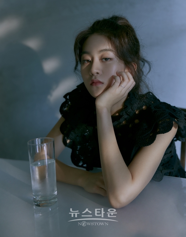 신인 여성 싱어송라이터 JlU(지우) / 고득용기자 [dukyong15@naver.com] ⓒ뉴스타운