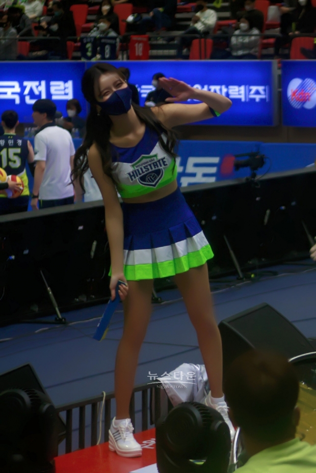 2019~2020도드람 프로배구수원현대건설힐스테이트 치어리더 이아영ⓒ뉴스타운