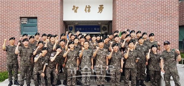 순천향대학교가 올해 국방부 ‘2020년 학군단 설치대학 평가’에서 ‘최우수 대학’으로 선정되었으며, 제167학군단이 육군 교육사령부 주관 평가에서 ‘4년 연속 우수 학군단’으로 선정됐다.