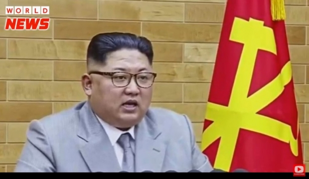 북한 조성중앙통신은 8일 지난 3일간(5~7일) 진행된 노동당 제 8차 당대회 사업총화 보고를 전하면서 “앞으로 강대강, 선대선의 원칙에서 미국을 상대할 것”이라며 “새로운 조미(북-미)관계 수립의 열쇠는 미국이 대조선 적대시 정책을 철회하는 데 있다”고 보도했다. (사진 : 유튜브)