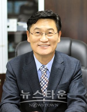 김윤호 청양부군수