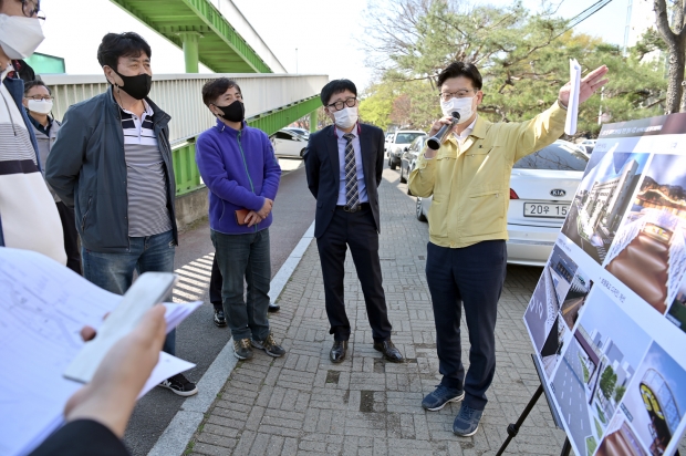 옛 시외버스터미널 주변 정비사업장