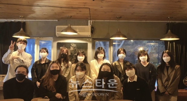 사진=씨네리와인드 제공
