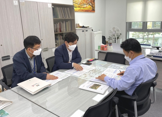 경주시에서 국토부, 환경부, 산자부 등 주요 부서를 방문해 내년도 현안사업을 역설(力說)하고 국비 지원을 건의하고 있다