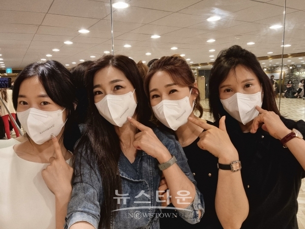 '홍성역사인물축제' 마스크를 착용한 모델 왼쪽부터 김지율(인혜),이선율,이정빈,임서정(Jennifer)