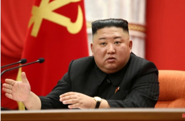 국제 제재는 지금까지 북한의 다양한 무기 프로그램의 지속적인 개발을 막지 못했다. 북한은 2020년 10월 현재까지 가장 큰 규모의 대륙간탄도미사일(ICBM) 모델을 공개했고, 올해 3월 북한은 신형 단거리 탄도미사일(SRBM)을 시험했다.(사진 : 유튜브 캡처)