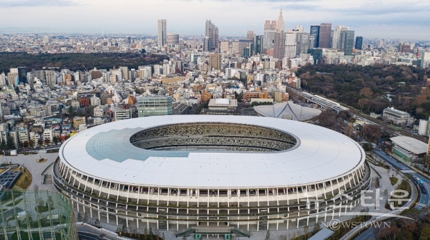 아사히 사설은 “좋은 이야기일 때에는 전문가들을 존중하고, 그렇지 않으면 상대하지 않는다. 정부가 작년부터 취한 태도 그 자체가 아닌가?”라고 묻고 있다. (사진 : 위키피디아)