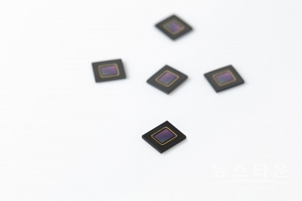 삼성전자가 출시하는 차량용 이미지센서 아이소셀 오토 4AC(사진 : 삼성전자)