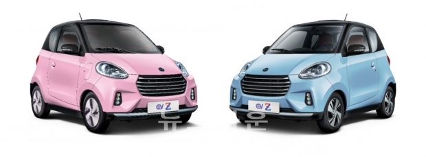 EV Z Mousse PINK (left), EV Z Macaron BLUE(right) / 사진 : 쎄미시스코