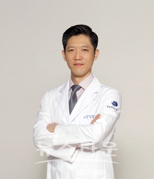 강남베드로병원 신경외과 전문의 이철우 원장