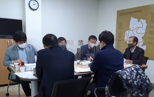 부천시에서 장애인 인권보호관 회의를 진행하고 있다.