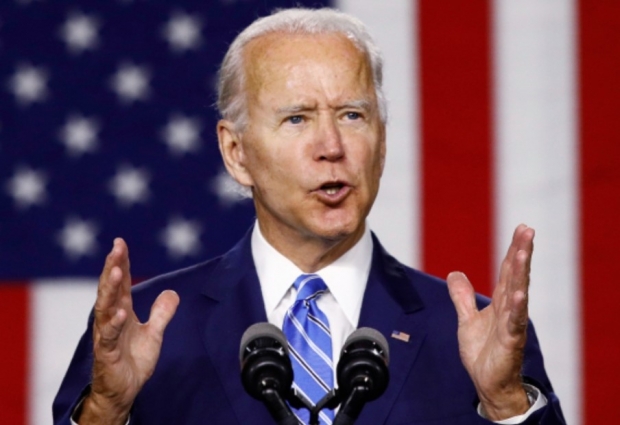 트럼프 지지자들은 아직도 부정선거로 바이든이 승리를 도둑질해 갔다고 믿는다. 이러한 민주주의 위기와 분열, 대결, 동맹국과의 관계 복원 문제 등이 해결되지 않고 있다. 미국은 국제적으로 퇴조 현상을 보이고 있다. /사진 : 바이든 트위터 캡처