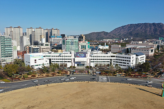 창원시는 소재 부품 장비기업을 대상으로 연구 지원을 해나가기로 했다(사진=창원시)