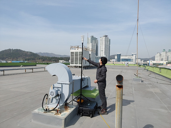 휴대용 악취포집장치(사진=창원시)
