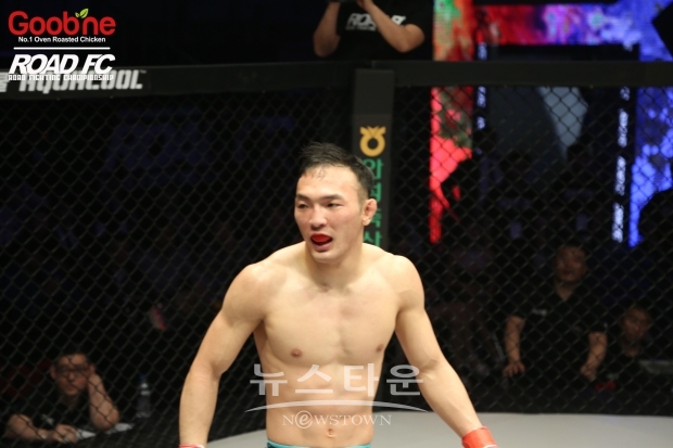 ‘굽네 ROAD FC 060’에서 복수전에 나서는 김수철과 여제우의 인터뷰