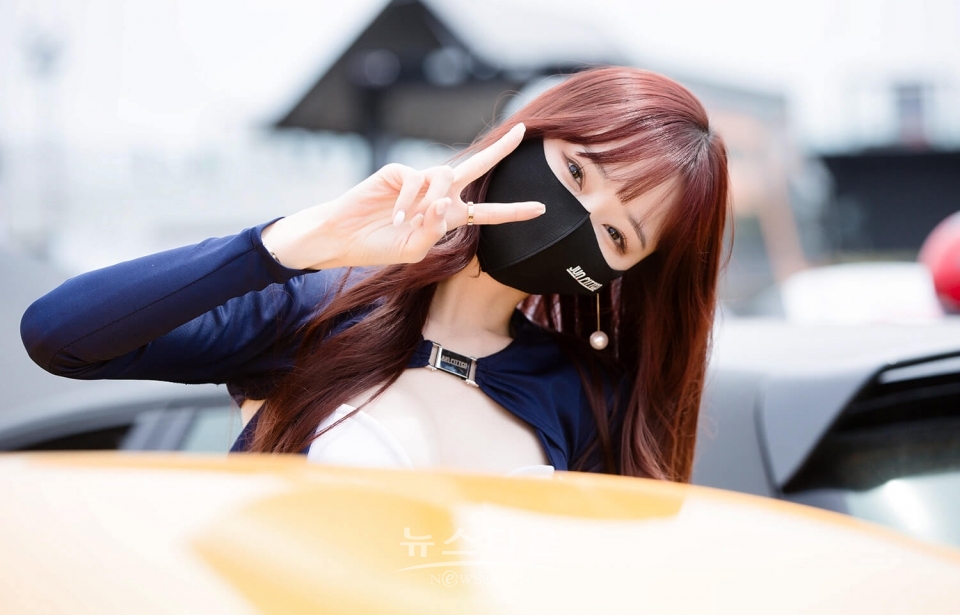 레이싱모델 연두