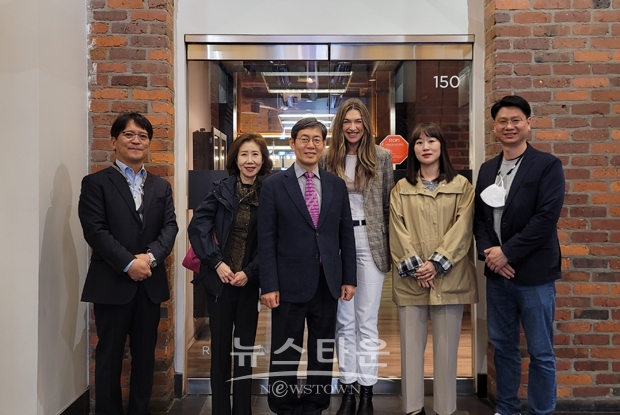 김용찬 충남도립대학교 총장이 지난 5월 22일 캐나다 벤쿠버에서 ‘2022년 복수학위제’에 참가한 학생들을 만나 애로사항을 청취하는 등 소통의 시간을 가졌다.