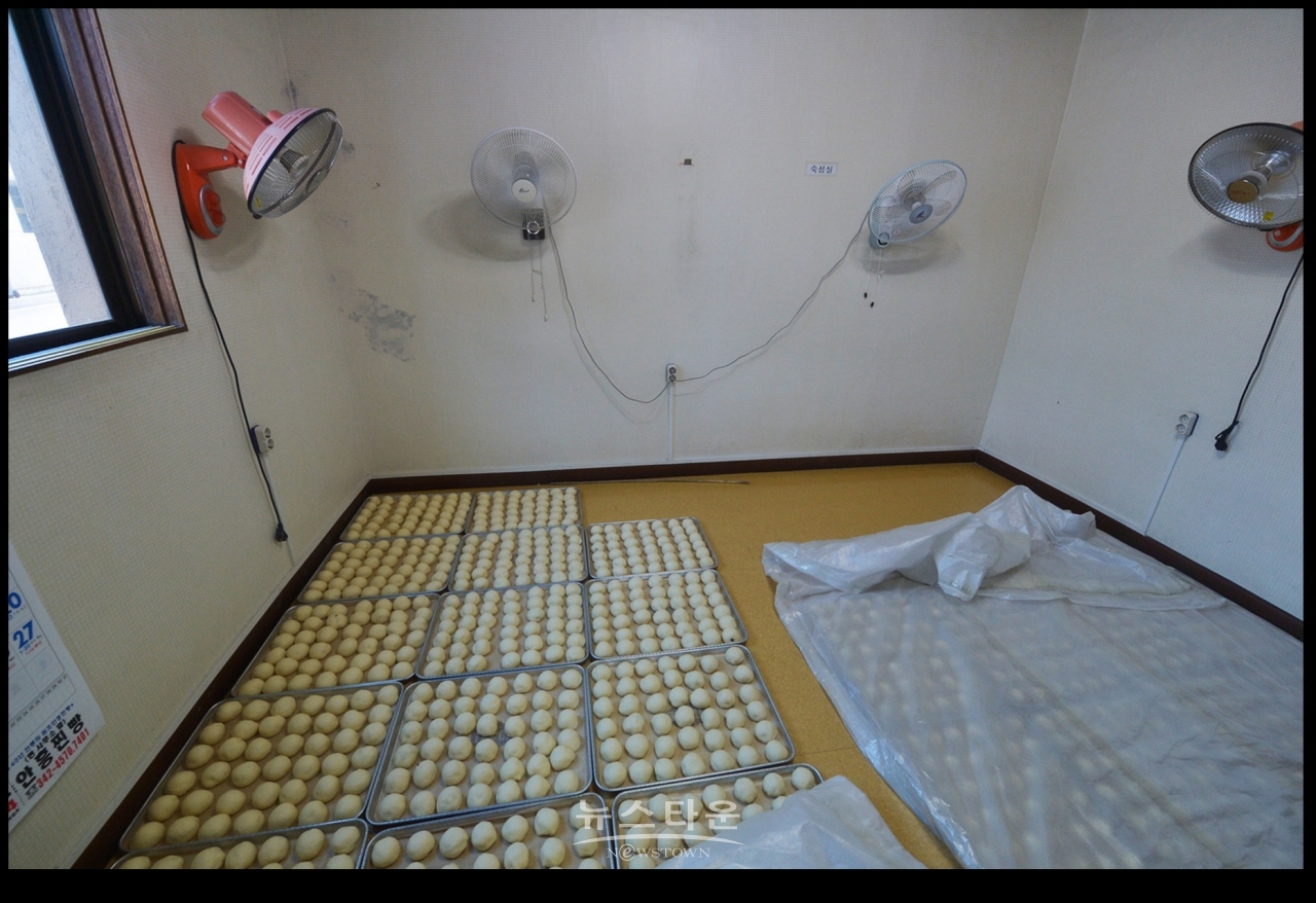 전국최고의 맛 안흥찐빵