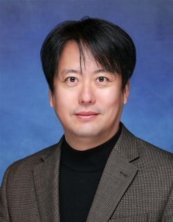 인하대학교 신소재공학과 최리노 교수.