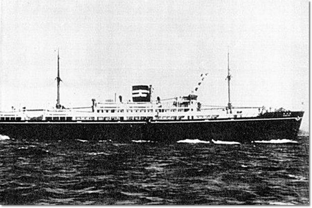 일본 해군 소속의 군함 우키시마호(浮島丸), 1945년 8월 24일 일본에서 출항 부산으로 향해가다 일본 앞바다에 서 폭발, 침몰 조선인 노동자등 549명이 사망. / 사진 : 위키피디아