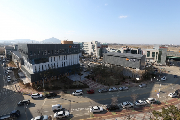 부천시 오정동에 있는 한국금형센터 전경.