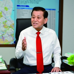 유천호 군수
