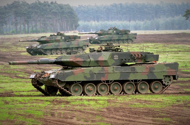 독일제 전차 레오파르트2-Leopard 2 / 사진 : 위키피디아