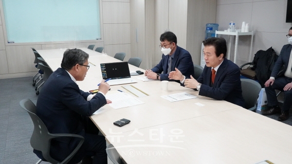 조규일 진주시장, 문화체육관광부 제1차관과 현안 논의