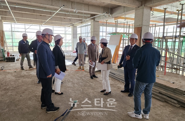사천시립도서관 건립 현장 방문 점검