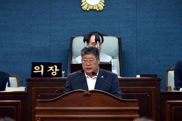 정락재 인천미추홀구의원이 5분 발언을 하고 있다.