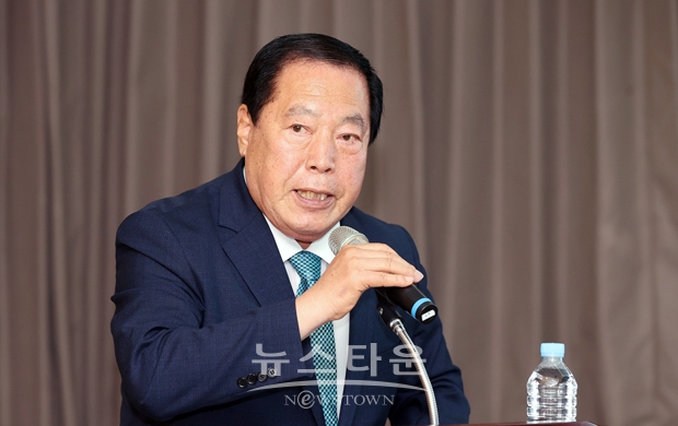 조길연 충청남도의회 의장