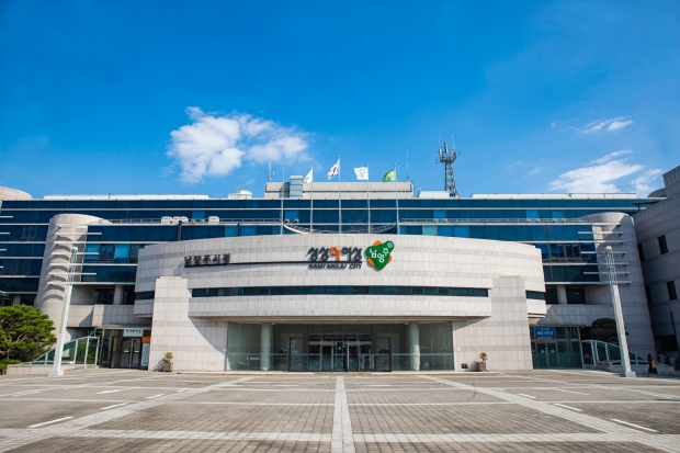 남양주시청 본관 전경