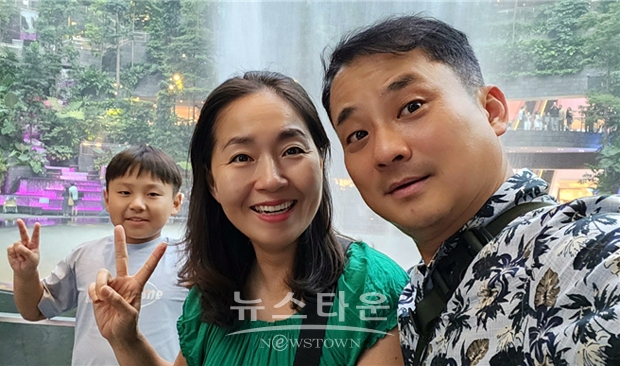 故 문미선(사진/중앙) 가족사진