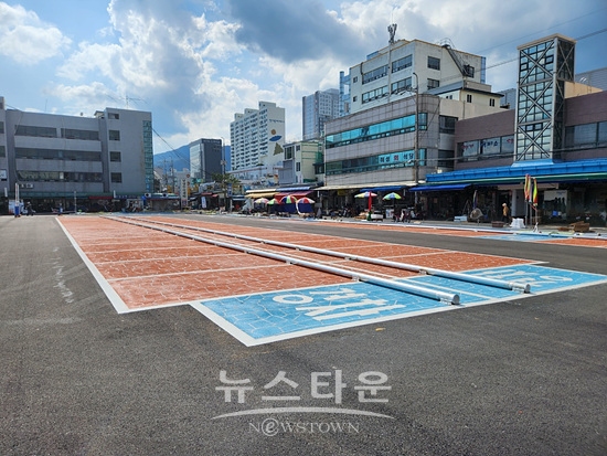 창원시는 마산가고파수산시장 공영주차장 및 고객지원센터 준공식을 개최했다(사진=창원시)