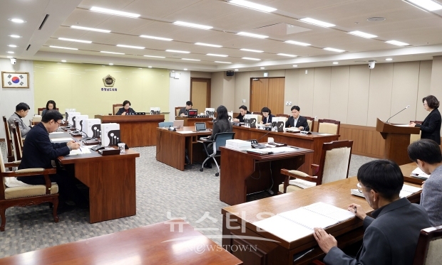 충청남도의회 행정문화위원회