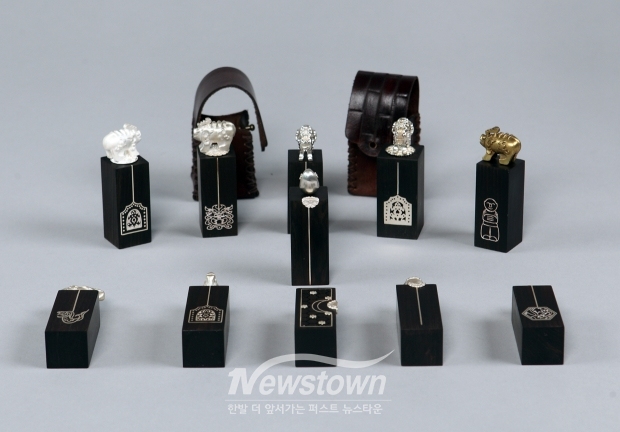 제30회 공주시 공예품 경진대회 대상작품(노영란씨-무령 인장)