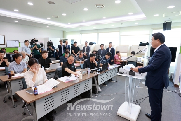 오성환 당진시장, 성모병원 신축 이전 불가 기자회견