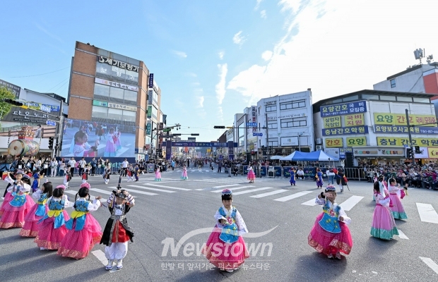 제70회 백제문화제 ‘웅진성 퍼레이드’