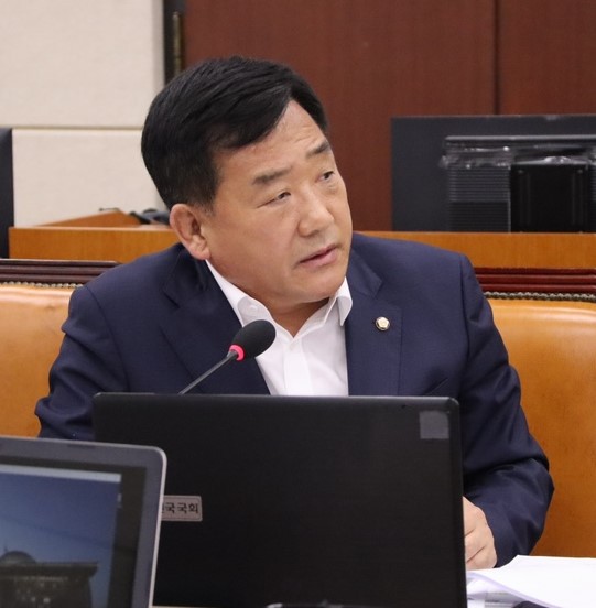 국회 산자중기위원회서 발의하는 박성민(울산 중구)국회의원.