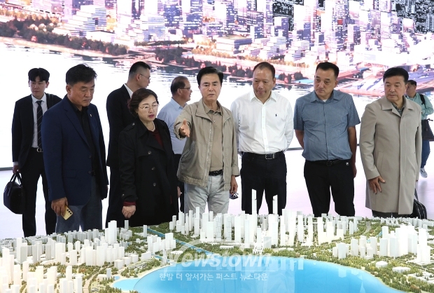 선전 현대예술 및 기획전시관 방문