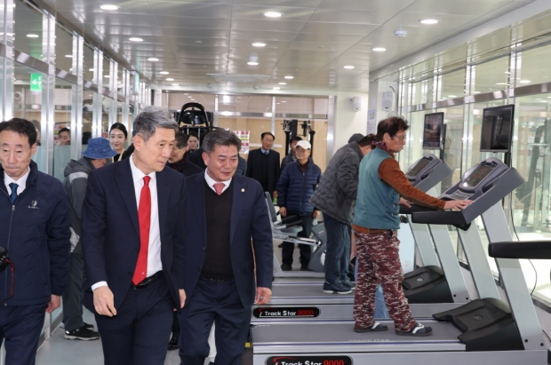지난 2일 개관한 동해다목적체육관 내 시설 라운딩