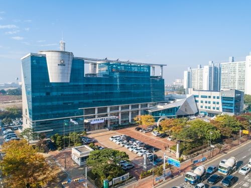 옹징군청 전경